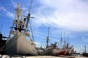 Obyek wisata pelabuhan paotere Makassar